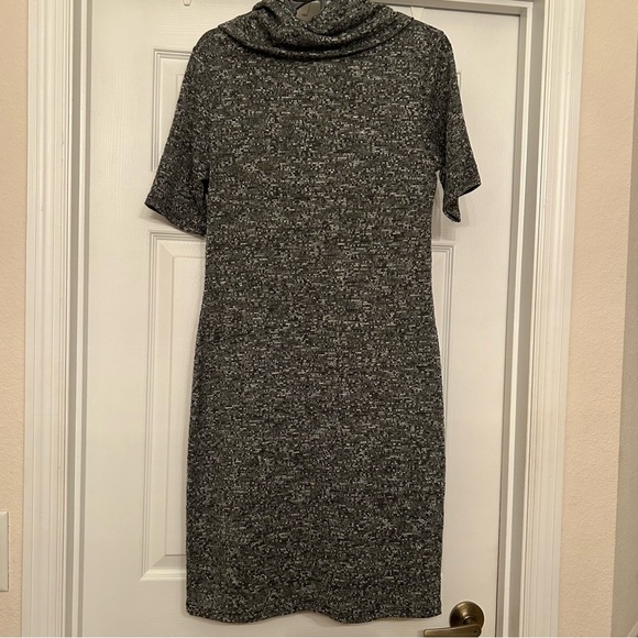 Ann Taylor LOFT Sweater Dress Cowl Neck Gray Short Sleeve Size S - Picture 6 of 6